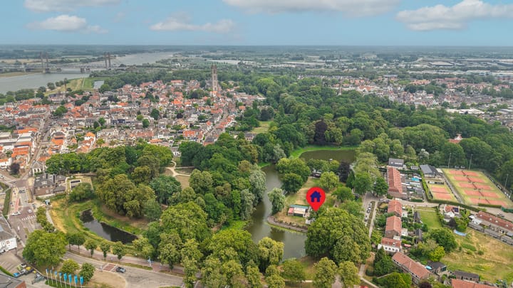 Foto 43 van Marten van Rossemsingel 98