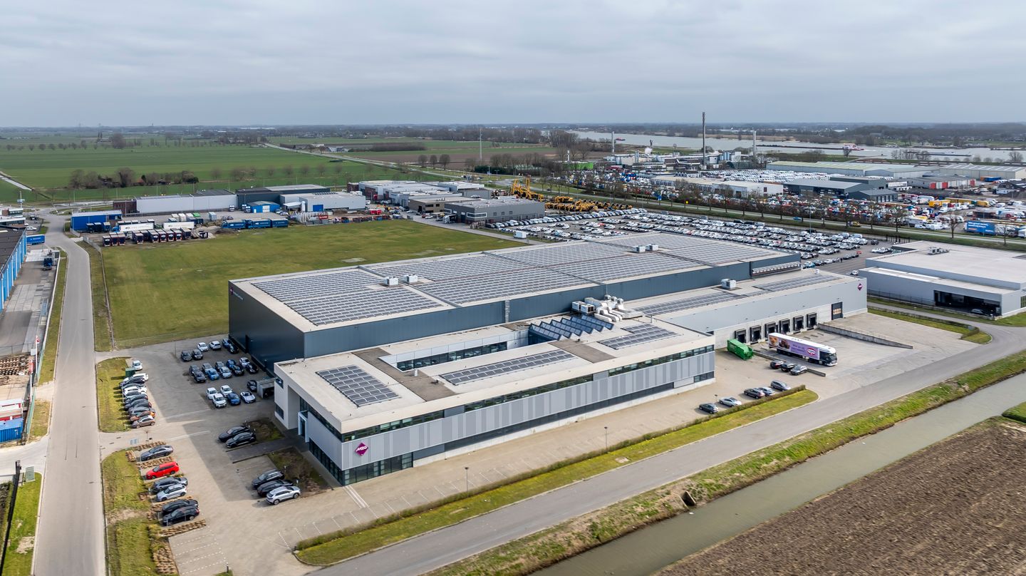 Bekijk foto 1 van Hooglandseweg 6