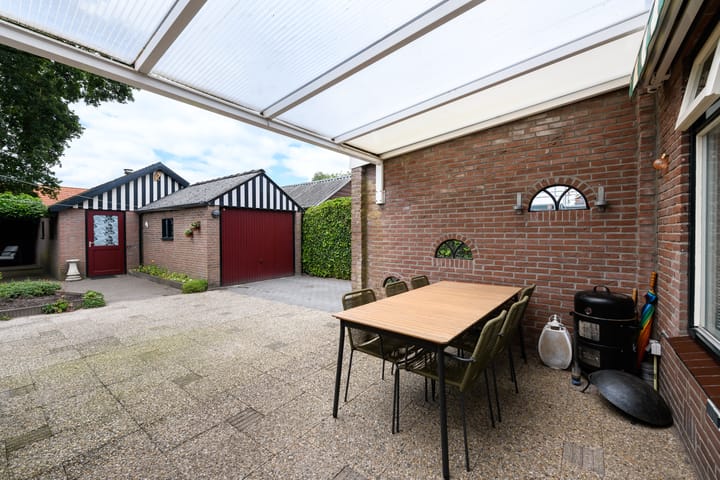 Photo 39 of Nieuwstraat 38