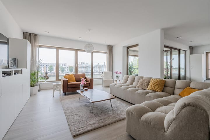 Foto 1 van Nassaukade 20-P