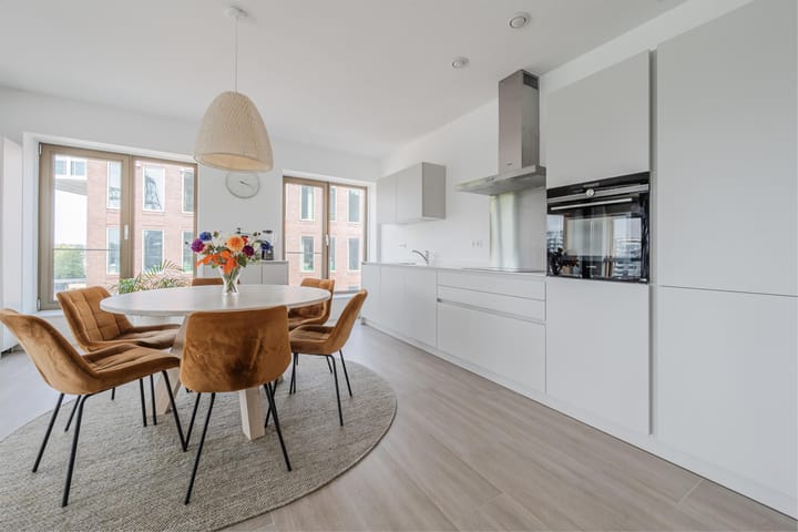 Foto 8 van Nassaukade 20-P