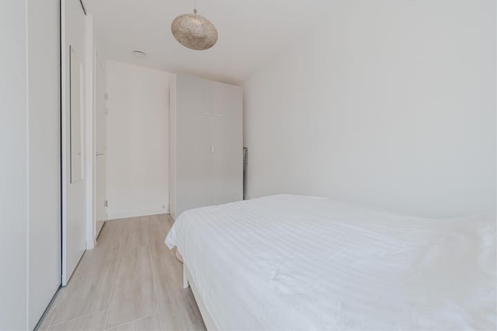 Foto 26 van Nassaukade 20-P