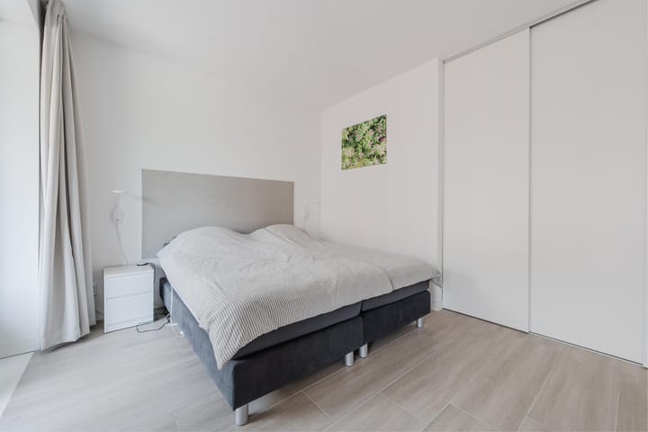 Foto 28 van Nassaukade 20-P