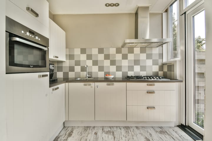 Foto 3 van Lazaruskade 45