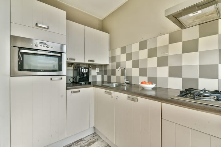 Foto 14 van Lazaruskade 45