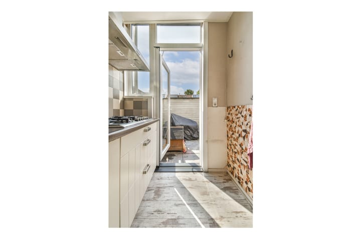 Foto 15 van Lazaruskade 45