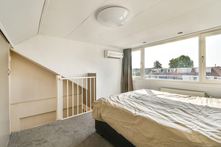 Foto 26 van Lazaruskade 45