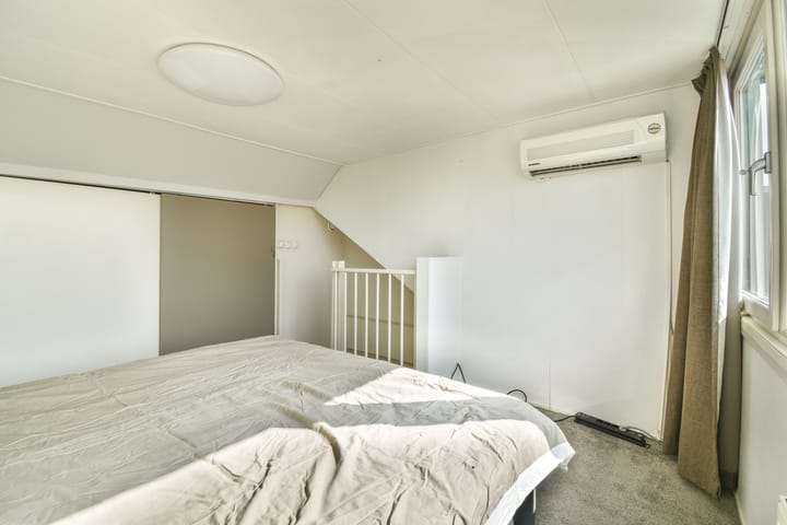 Foto 27 van Lazaruskade 45