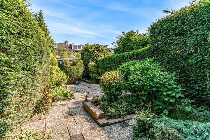 Foto 21 van Straat van Makassar 49