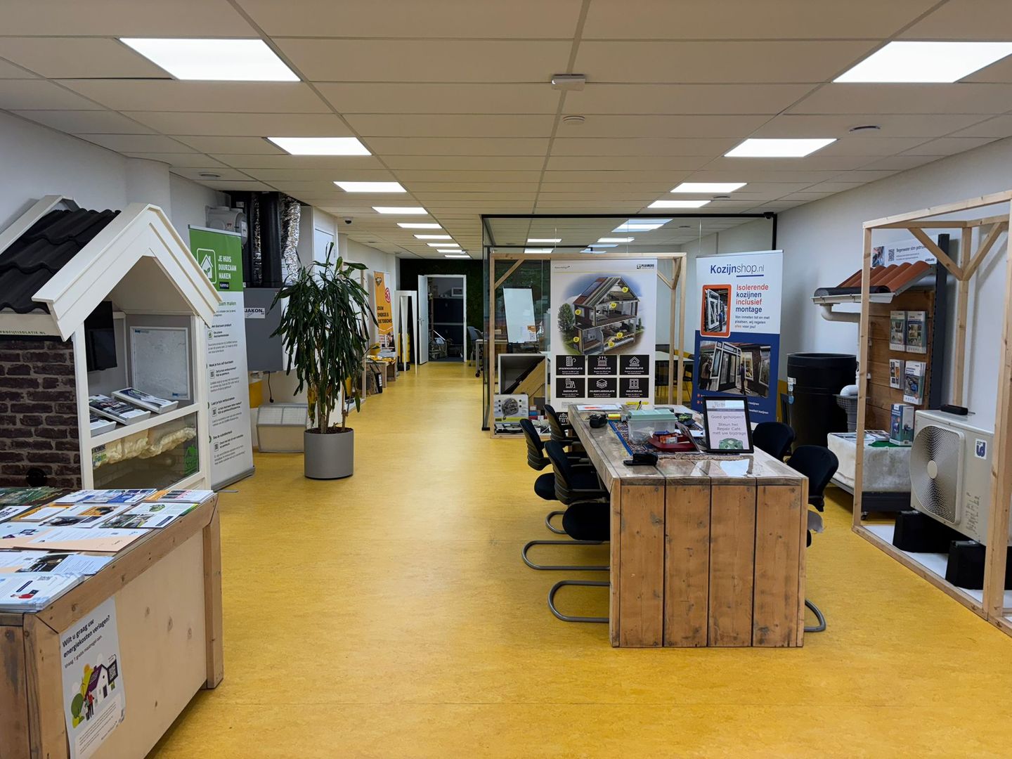 View photo 4 of Elsenerstraat 12
