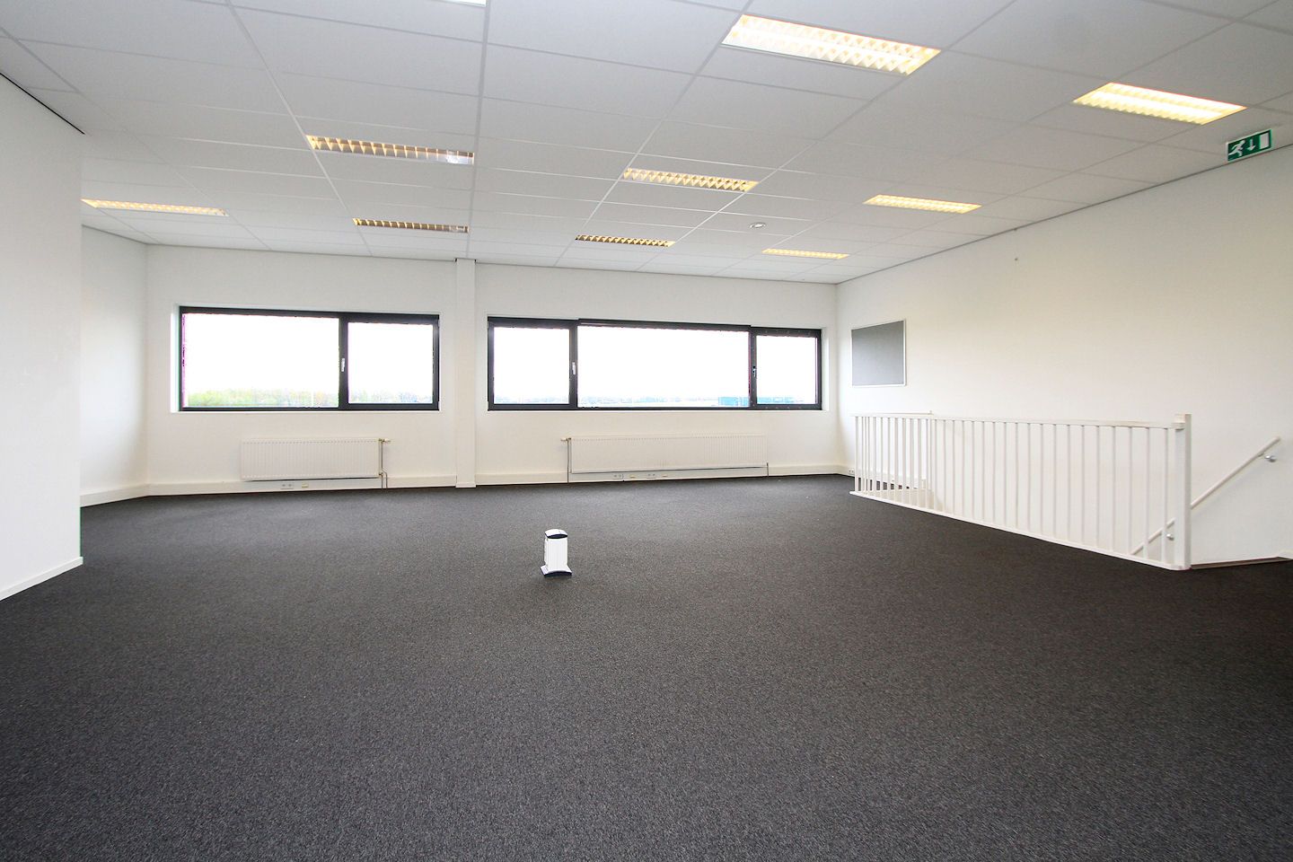 View photo 3 of Laan van de Leeuw 14