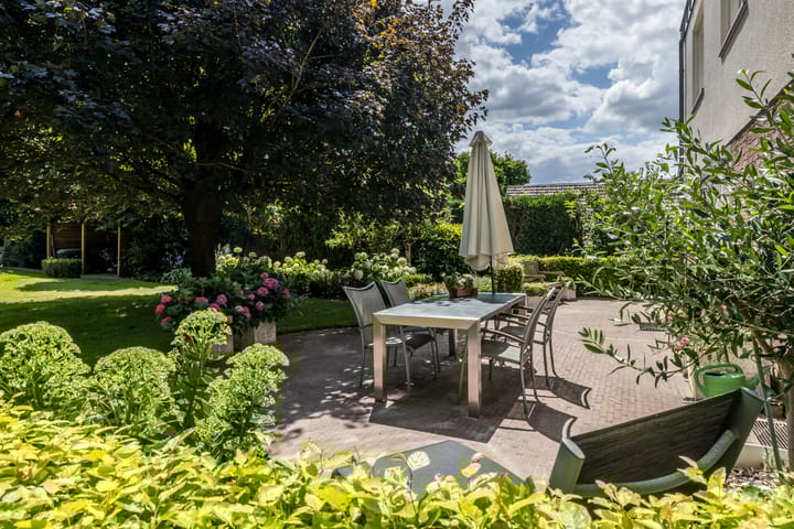 Foto 25 van Hoofdstraat 2