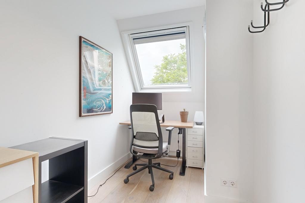 Photo 16 of Da Costastraat 99-4