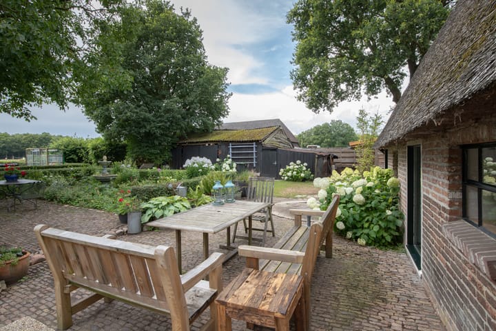 Foto 41 van Dorpsstraat 6