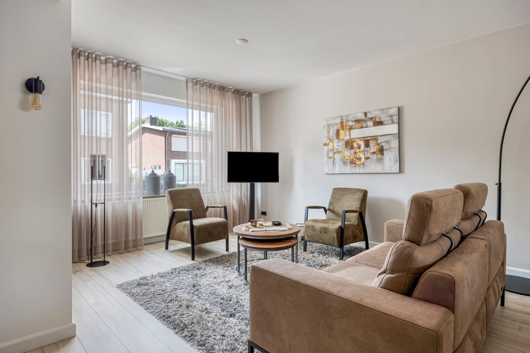 Foto 2 van Benzenraderweg 291