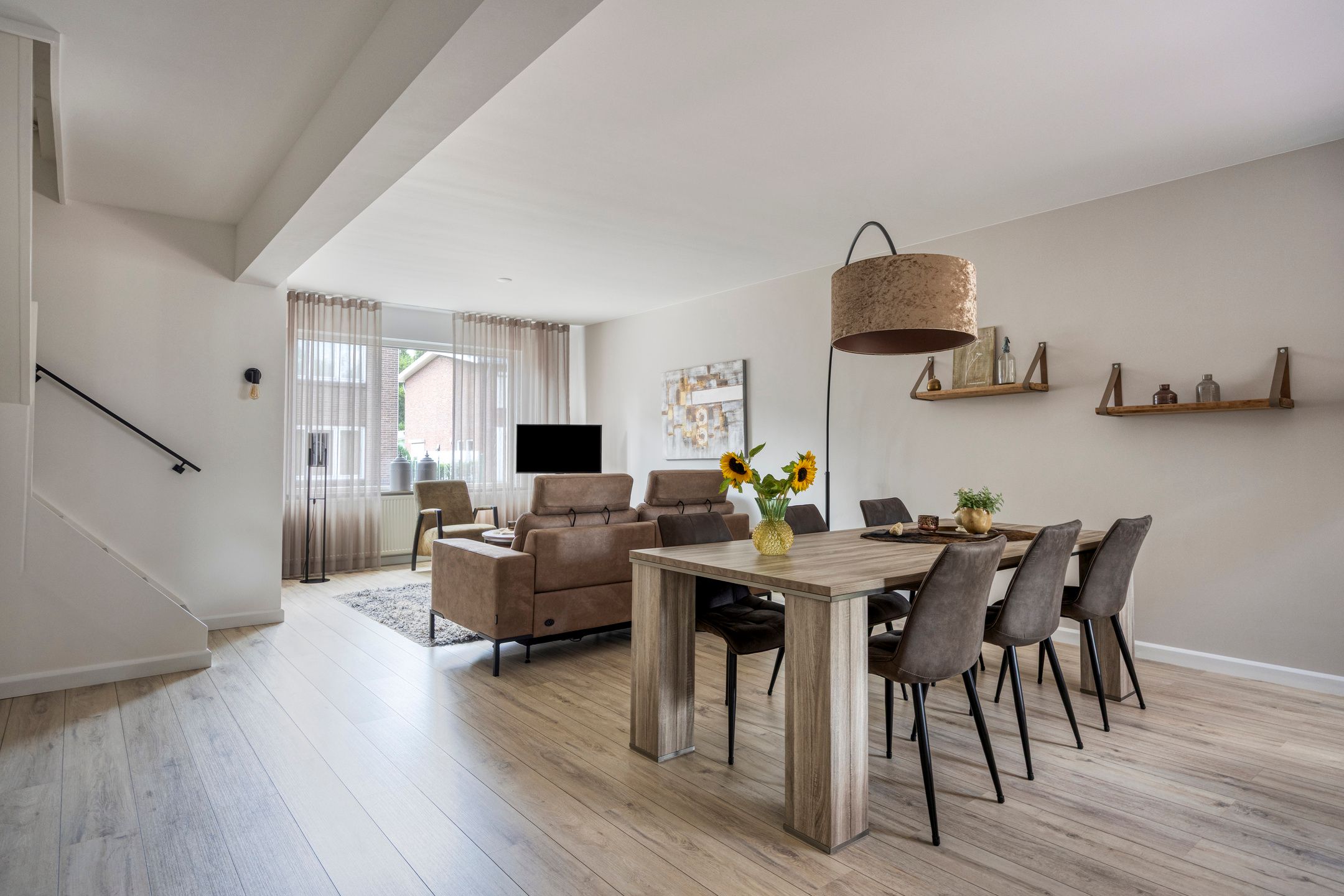 Foto 9 van Benzenraderweg 291