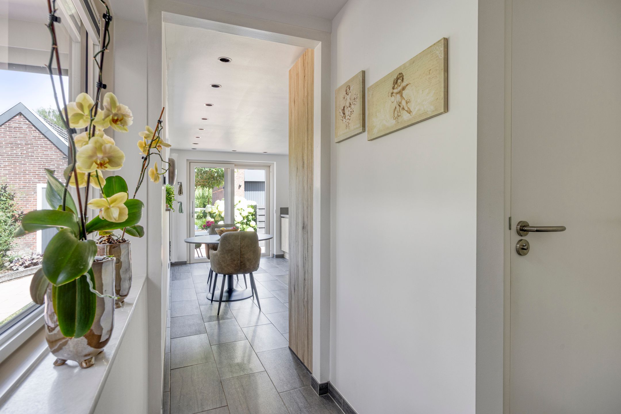 Foto 12 van Benzenraderweg 291