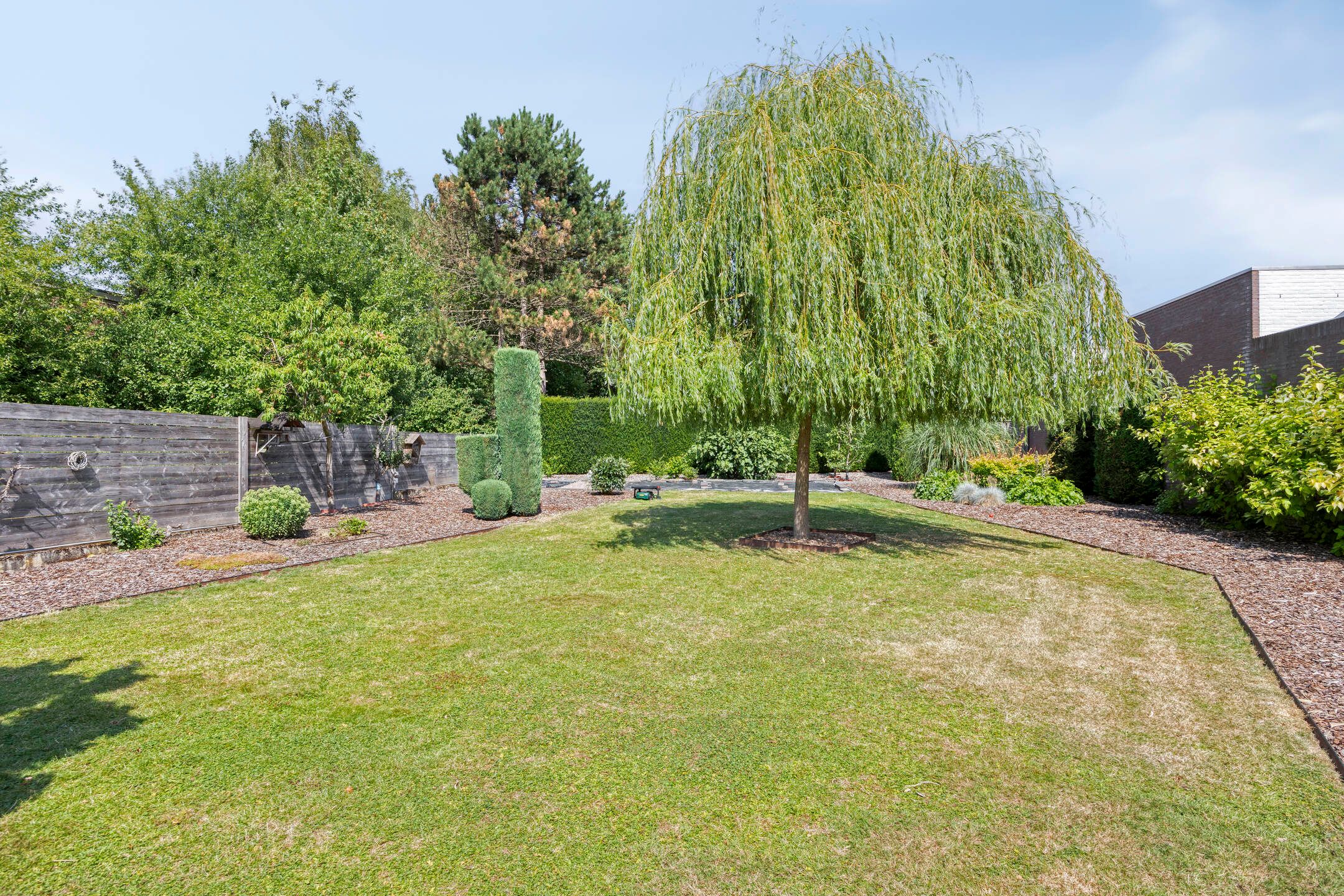 Foto 30 van Benzenraderweg 291