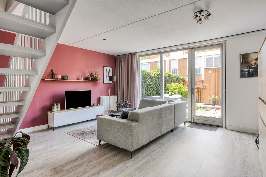 Photo 2 of Mokmerstraat 15