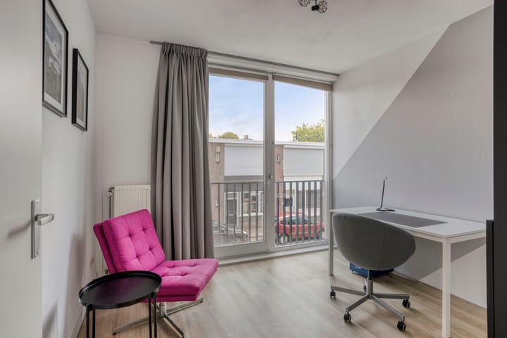 Foto 24 van Mokmerstraat 15