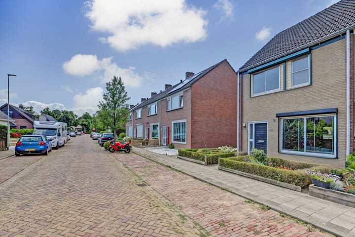 Photo 4 of Prinses Wilhelminastraat 15