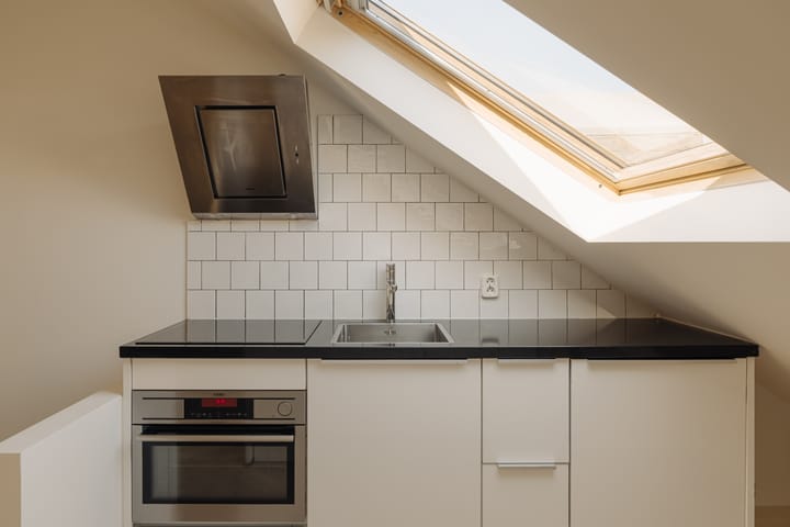 Photo 10 of Wijttenbachstraat 42-F