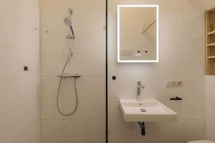 Photo 19 of Wijttenbachstraat 42-F