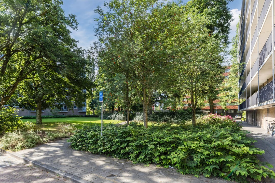 Foto 22 van Mr. G. Groen van Prinstererlaan 173