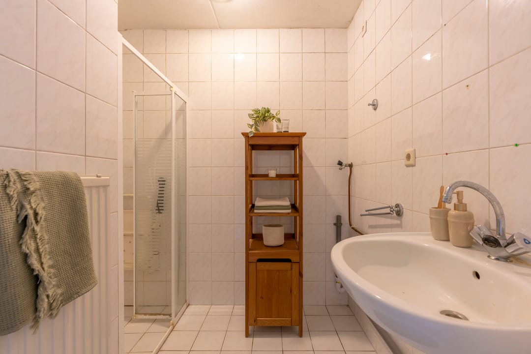 Foto 23 van Linschotensingel 1-AG