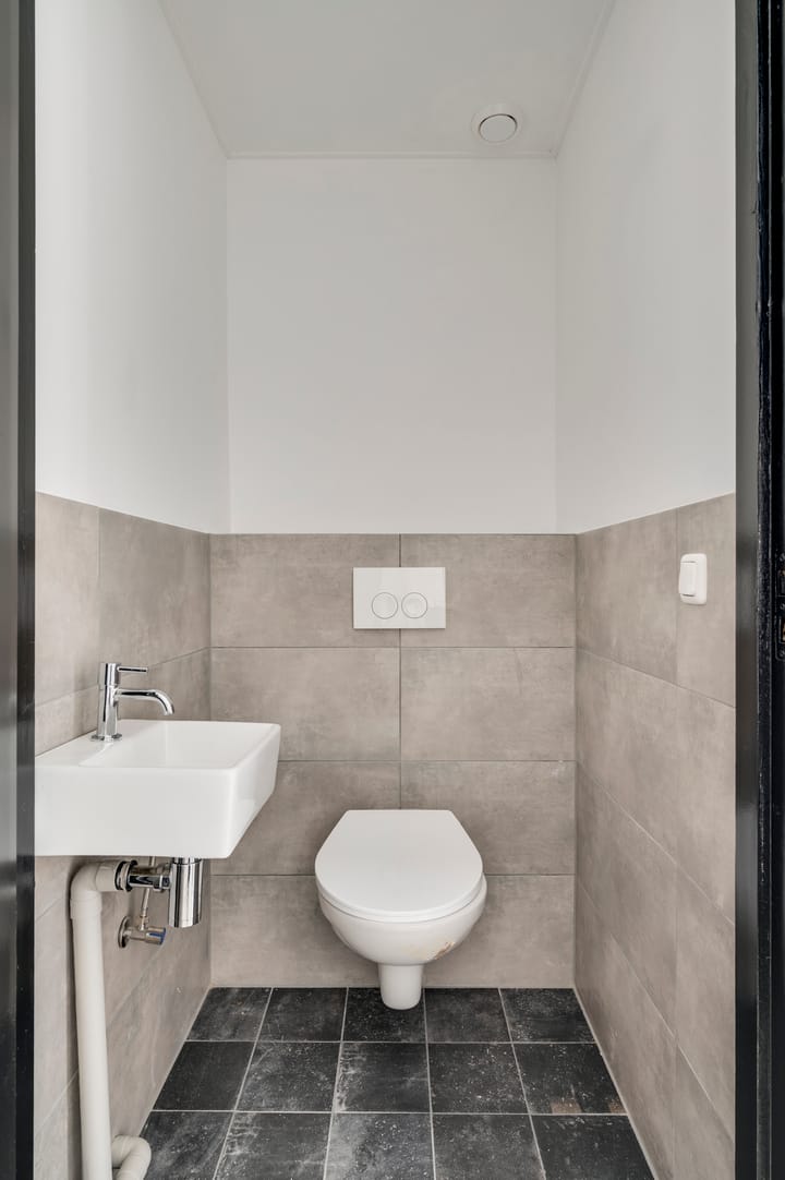 Photo 17 of Brugstraat 14