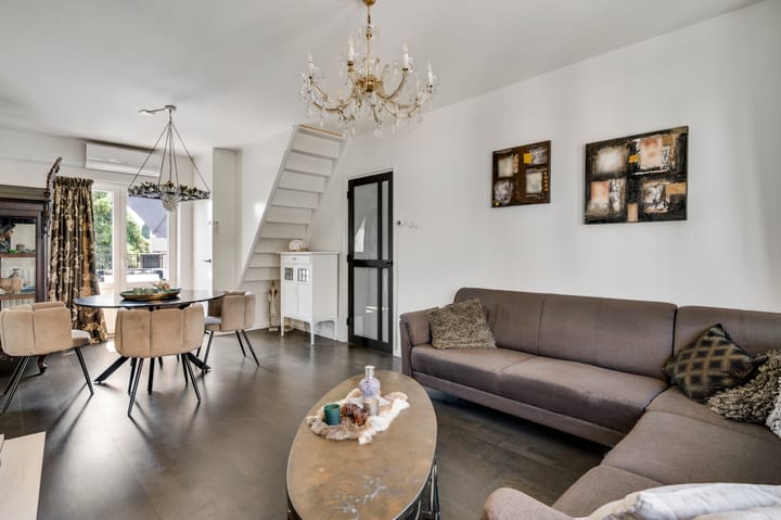 Photo 19 of Brugstraat 14