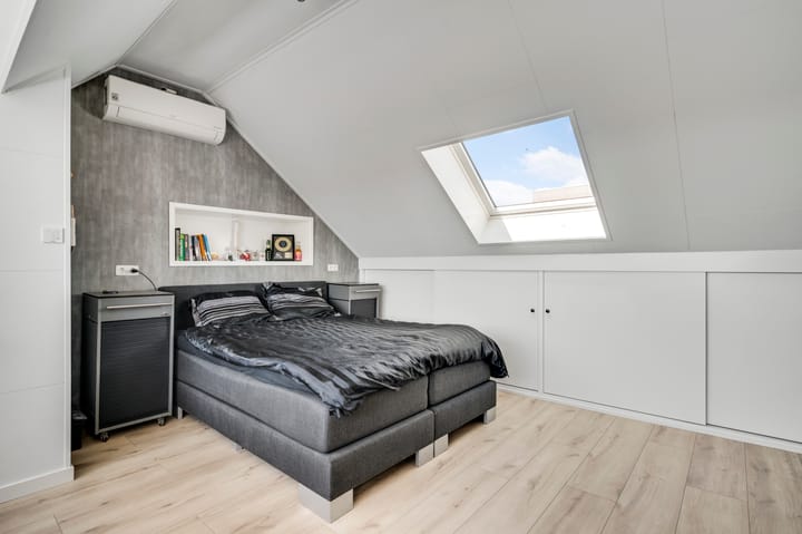 Photo 31 of Brugstraat 14