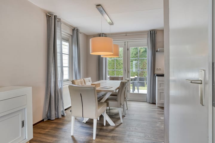 Photo 5 of Strandpaal 9