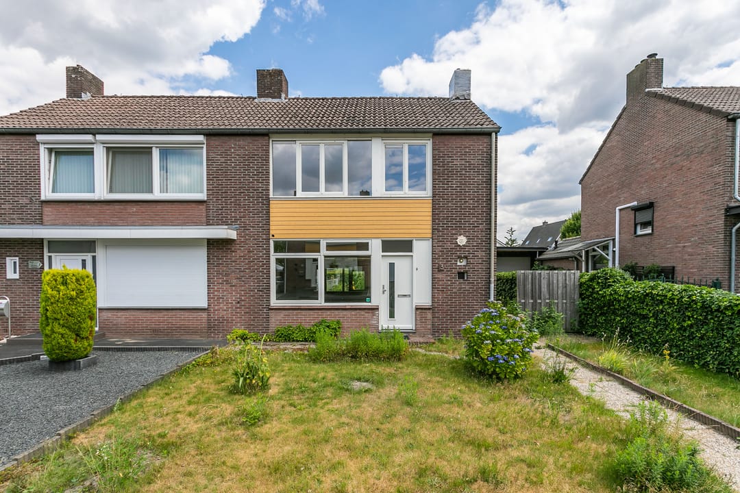 Photo 2 of Anjerstraat 3