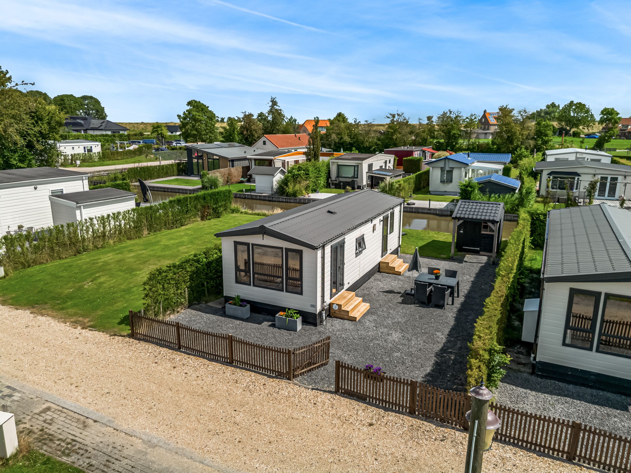 2-bedroom freehold villa in Wervershoof — photo 1 of 5
