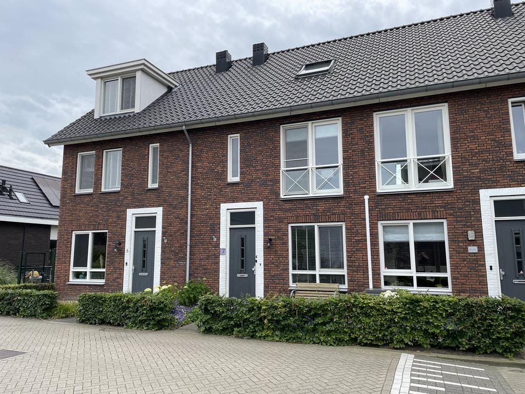 Photo 1 of Buitenom 7