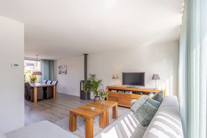 Foto 6 van Van Asperenstraat 9