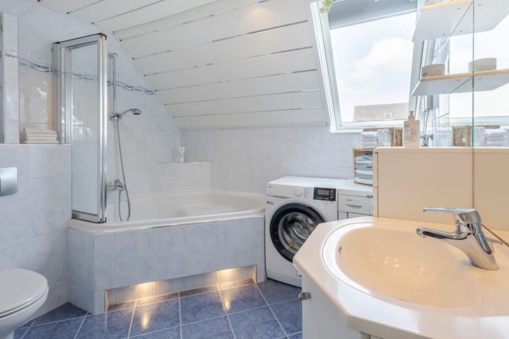 Foto 20 van Van Asperenstraat 9