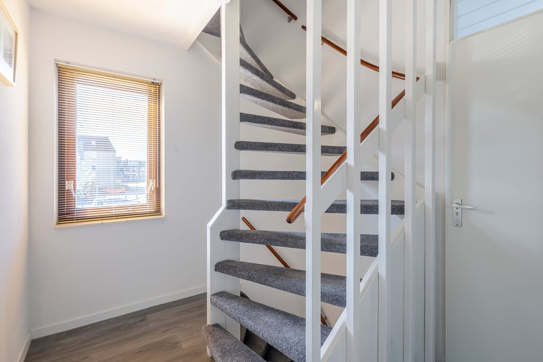 Photo 22 of Van Asperenstraat 9