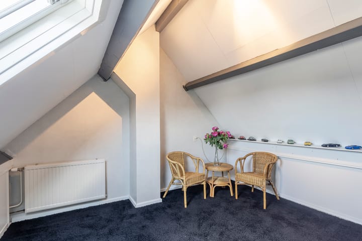 Foto 25 van Van Asperenstraat 9