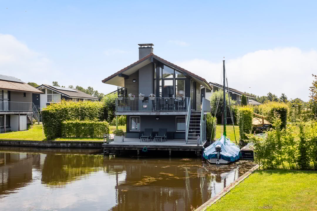 Foto 1 van Jongebuorren 46