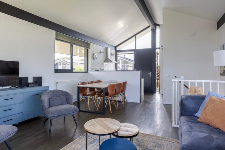 Foto 14 van Jongebuorren 46