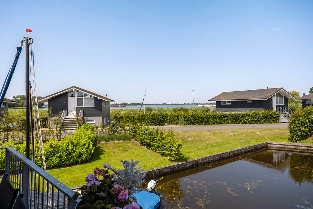 Foto 32 van Jongebuorren 46