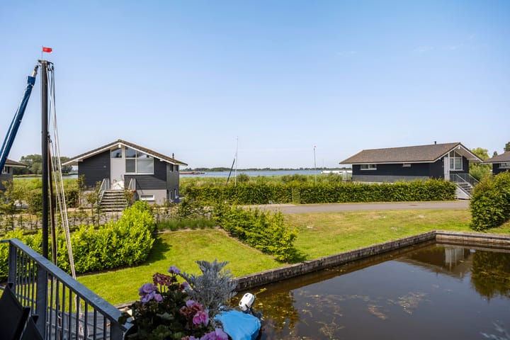 Foto 32 van Jongebuorren 46