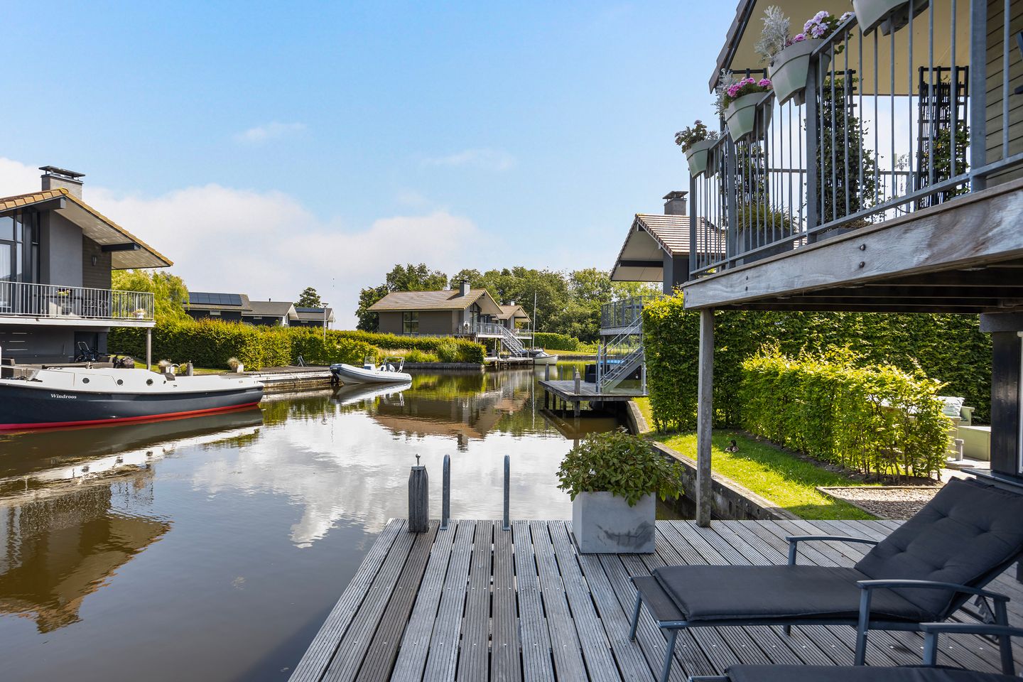 Foto 35 van Jongebuorren 46