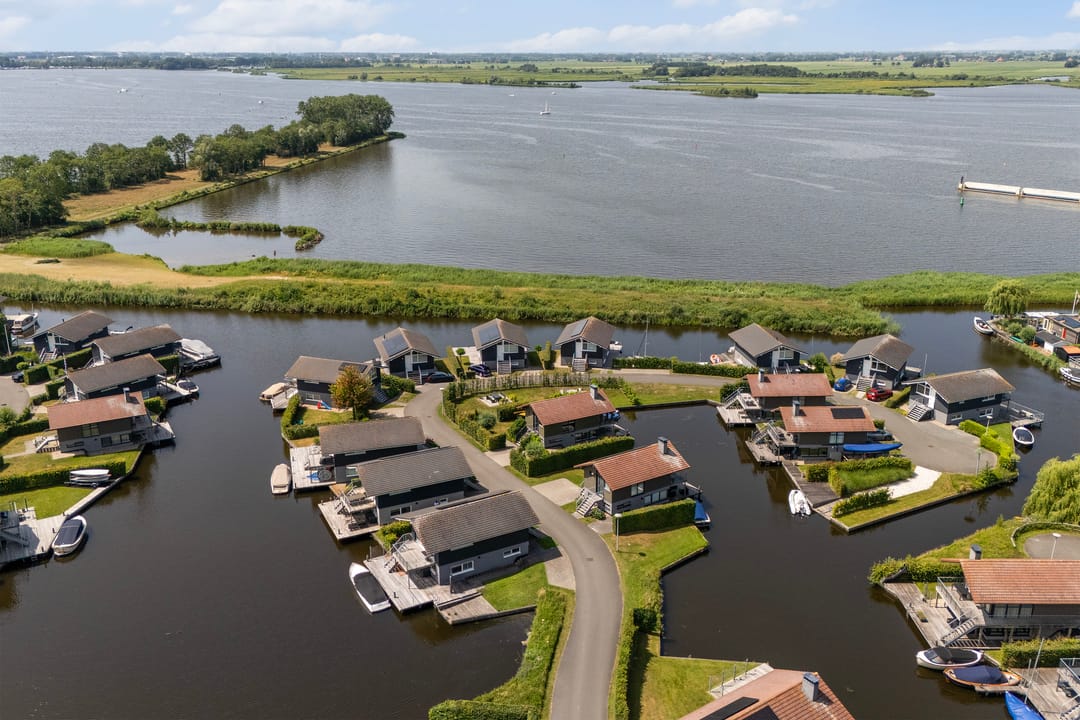 Foto 56 van Jongebuorren 46