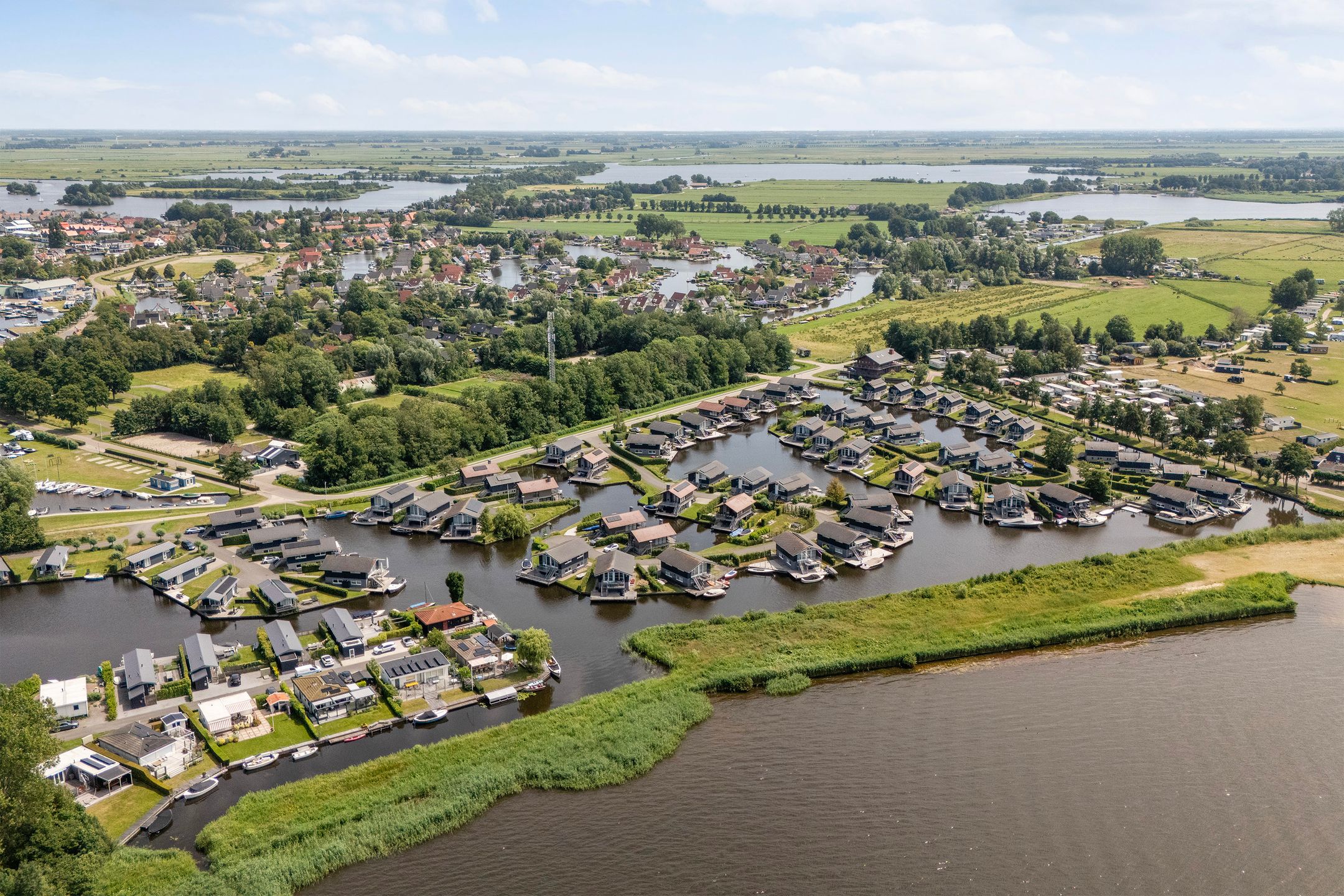 Foto 60 van Jongebuorren 46