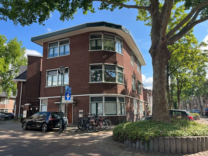 Foto 1 van Dr. van Mierlostraat 37-C