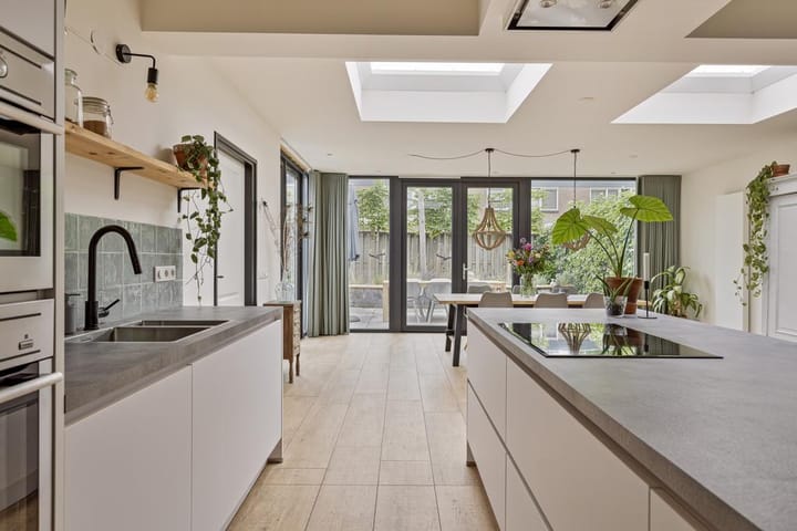 Foto 12 van Rochusstraat 4