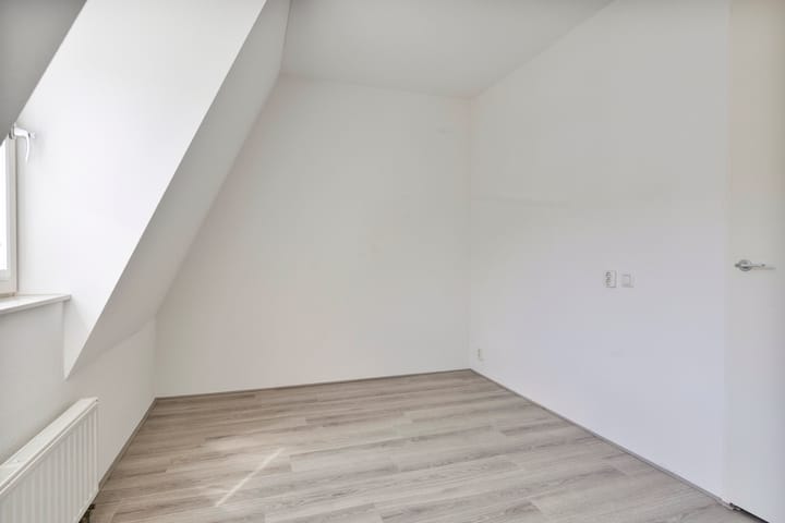 Foto 15 van Van Eyckstraat 47